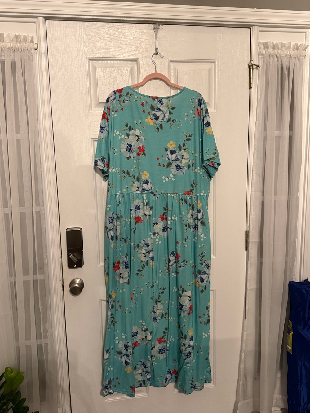 Teal Floral Maxi Dress with Short Sleeves - Picture 3 of 3